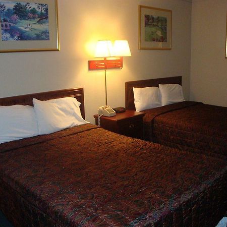 Econo Lodge Ашбъро Екстериор снимка